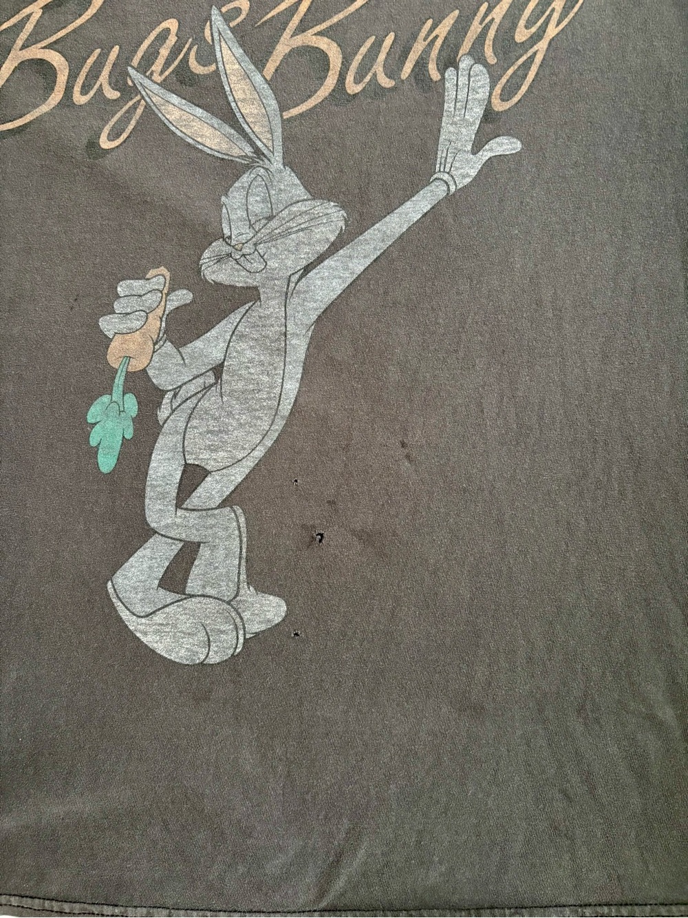 Official Vintage Looney Tunes Bugs Bunny Charcoal Gray T-Shirt Faded Distressed - Picture 7 of 8